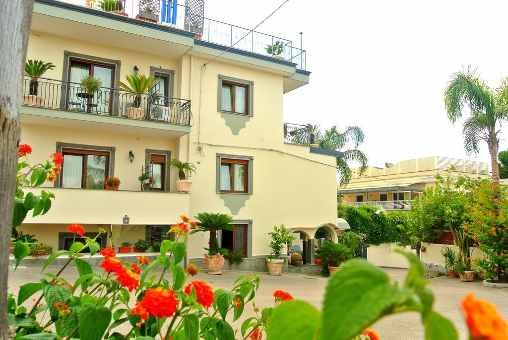 Hotel Casafort Pozzuoli Exteriör bild