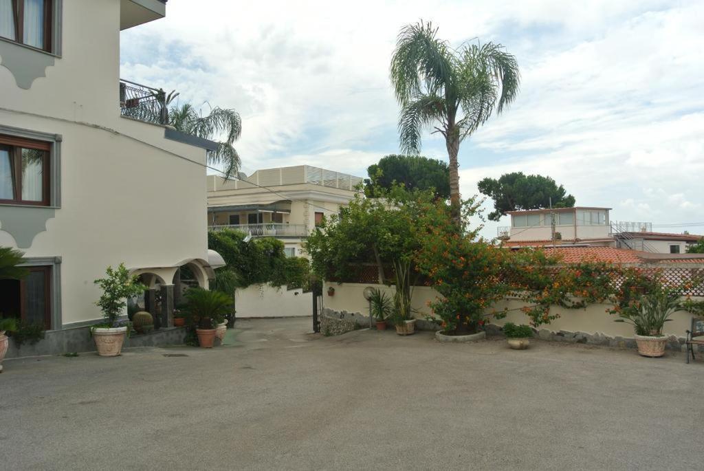 Hotel Casafort Pozzuoli Exteriör bild