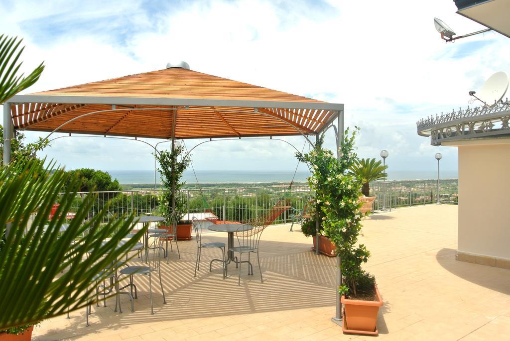 Hotel Casafort Pozzuoli Exteriör bild