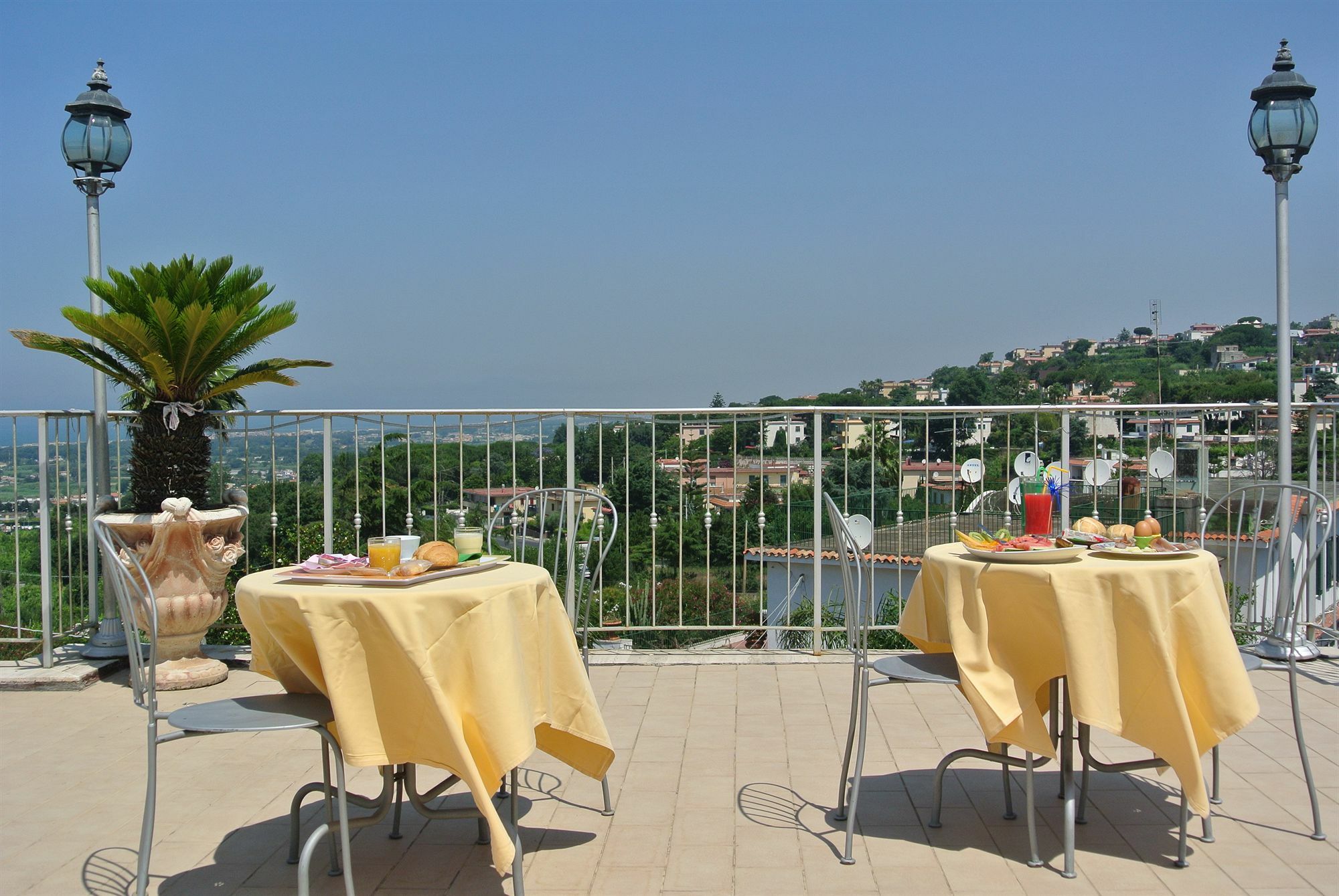 Hotel Casafort Pozzuoli Exteriör bild